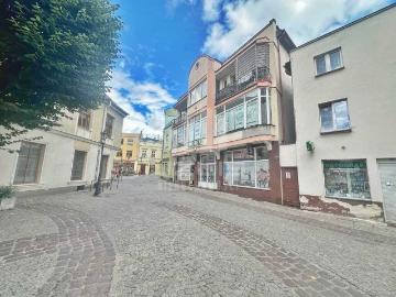 Komercyjne lokal na wynajem, Krótka