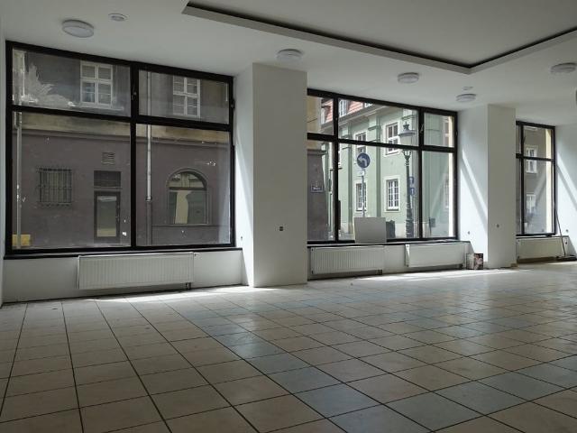 Komercyjne lokal na wynajem, Poznań, Stare Miasto, Woźna