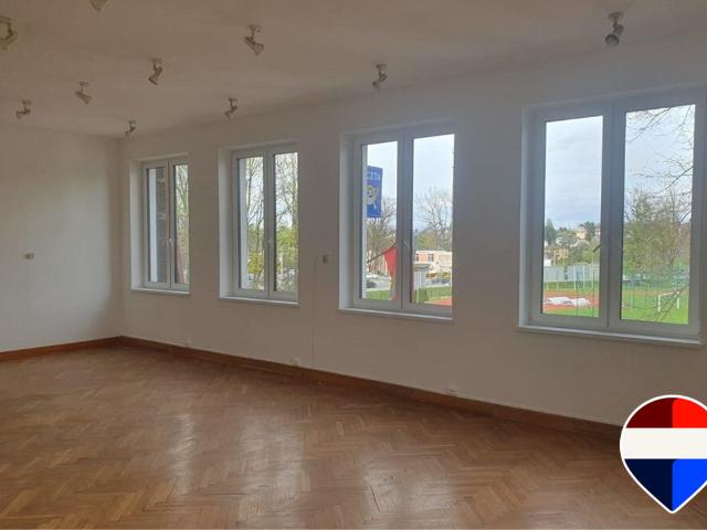 Komercyjne lokal na wynajem, Podzamcze