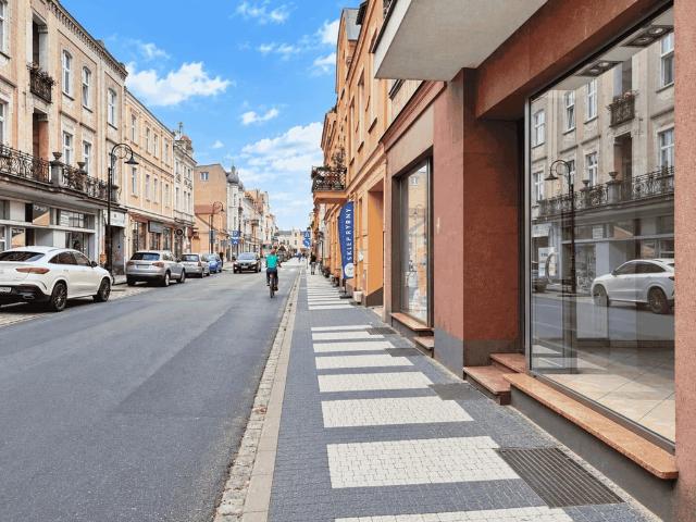 Komercyjne lokal na wynajem, Warszawska