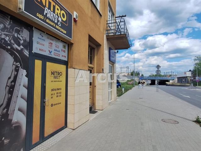 Komercyjne lokal na wynajem, Tarnów, Krakowska