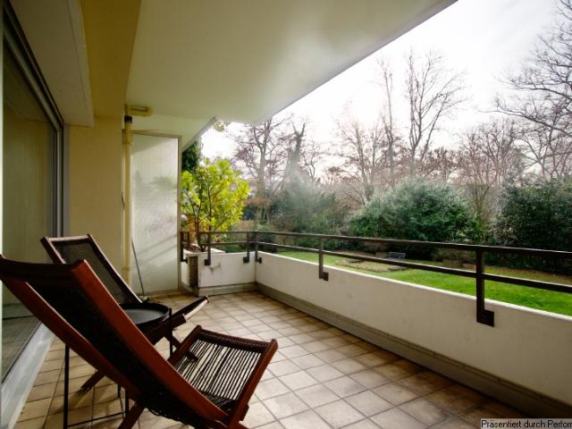 Komfort auf höchstem Niveau! Großzügige Wohnung mit vielen Extras in zentraler Lage von Düsseldorf am Hanielpark