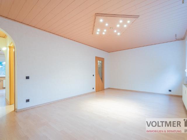 KOMFORT großzügige Eigentumswohnung mit Loggia und Fahrstuhl in Wellesweiler!