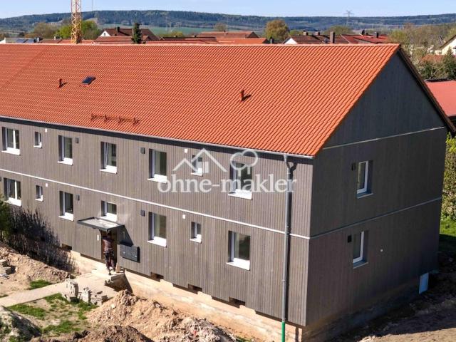 Komfort in Schwandorf: 3 Zimmerwohnung mit Balkon und 2 Bädern in frisch saniertem Quartier