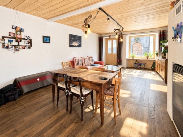KOMFORT UND GESELLIGKEIT MIT DIESEM REIHENHAUS MIT 5,5 ZIMMERN