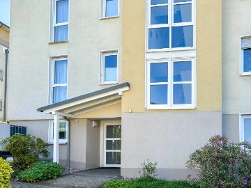 Komfortabel und barrierefrei wohnen am Göckinghof: Stilvolle 3 Zimmer Wohnung mit Südbalkon