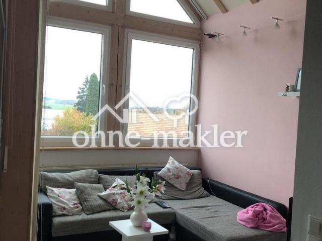 Komfortabel ausgestattete Maisonettewohnung/ Galeriewohnung 1,5 Zimmer mit Balkon