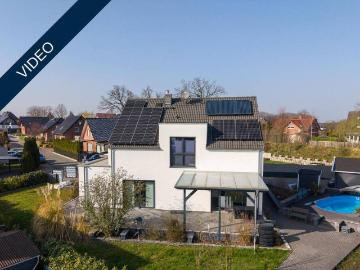 Komfortabel, modern & energieeffizient Familienhaus mit Pool in Melle