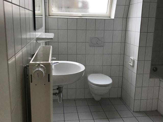Komfortable 4 Zimmer Wohnung im 2. Obergeschoss mit zusätzlichem Stauraum im Keller