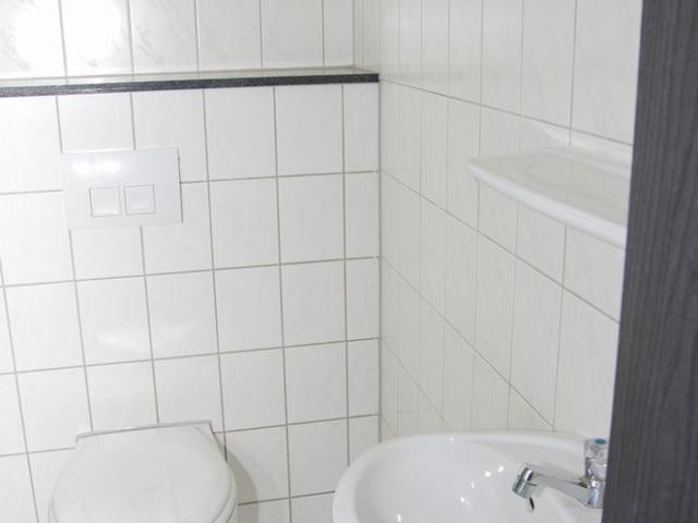Komfortable 5 Zi Wohnung über 2 Etagen mit Balkon, Wohnküche und 2 Bädern