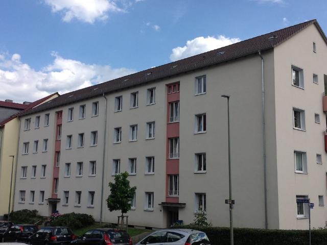 Komfortable 2 Zimmer Wohnung mit Balkon im 3. Obergeschoss