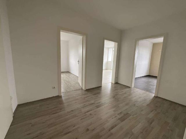 Komfortable 2 Zimmer Wohnung in Velbert – 63,35 m², 6. Etage