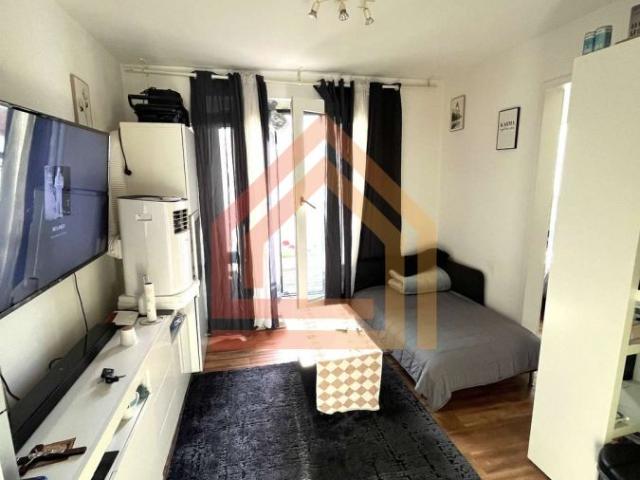 Komfortable 2 Zimmer Passivhauswohnung mit Aufzug und Balkon