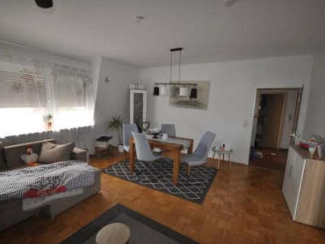 Komfortable 3 Zi Wohnung in Schöneck Büdesheim