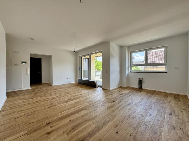 Komfortable und moderne 3,5 Zimmer Wohnung mit sonnigem Balkon in Achstetten