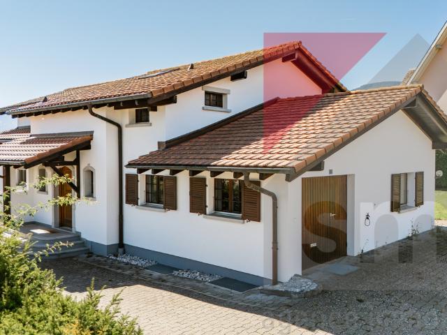 Komfortable Villa mit eigenem Studio, Grundstück von 1055m2