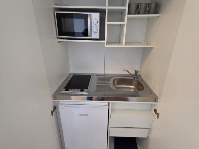 Komfortable Ca. 38M²‑Citywohnung, Lift und Terrasse! Thermische Sanierung Kommt 2026!
