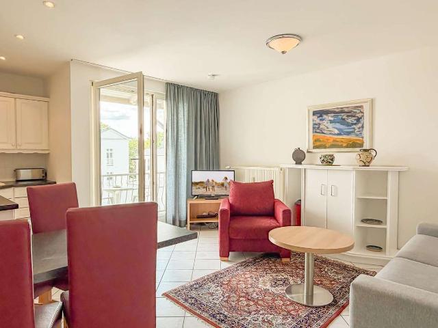 Komfortables 2 Raum Ferienappartement mit Balkon im 3. OG – Haus Miramar im Seebad Ahlbeck