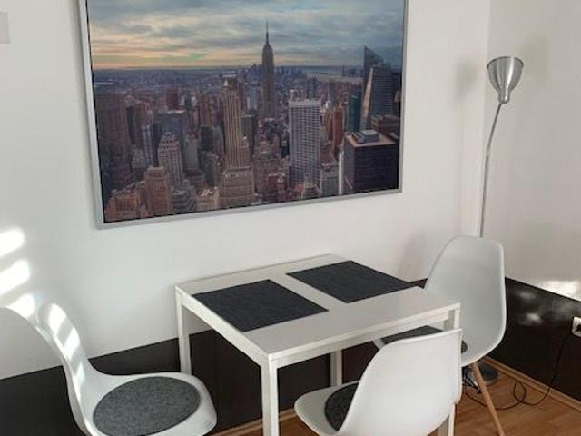 Komfortables Apartment mit Terrasse /nähe Universität&Kliniken, Gottingen Amsterdam Apartments for Rent