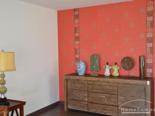 Komfortables Einfamilienhaus mit Balkon, Terrasse und gr. Garten