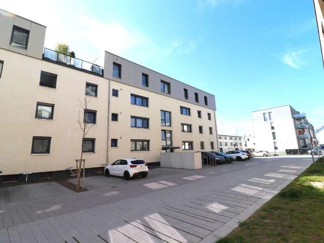 Komfortables Familiendomizil im prosperierenden FRANKLIN Moderne 5 ZKBB ETW mit Balkon & E PKW SP
