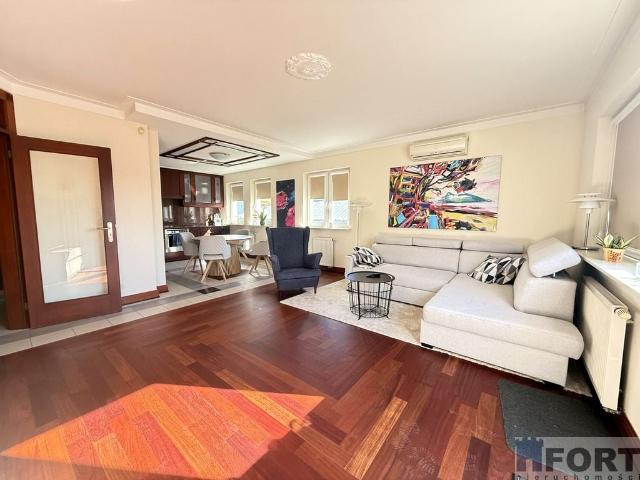 Komfortowy apartament przy Pl.Batorego z garażem Plac Stefana Batorego, Szczecin