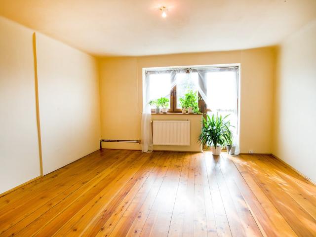 Komfortowy bliźniak 90 m² z działką w Ostrowcu