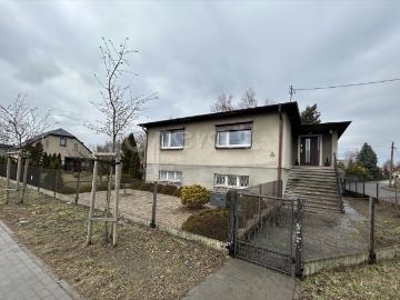 Komfortowy dom 83m² z garażem i 2 działkami