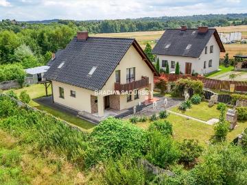 Komfortowy dom 114 m2 z garażem i ogrzewaniem gazowym