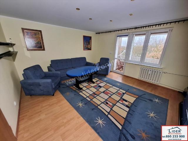 Komfortowy dom 120 m² z garażem, tarasem i strychem