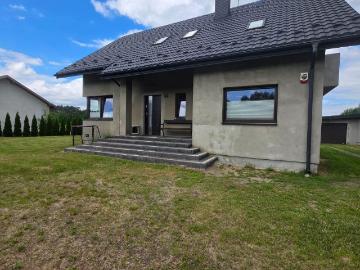 Komfortowy dom 153 m² z garażem, spokojna okolica