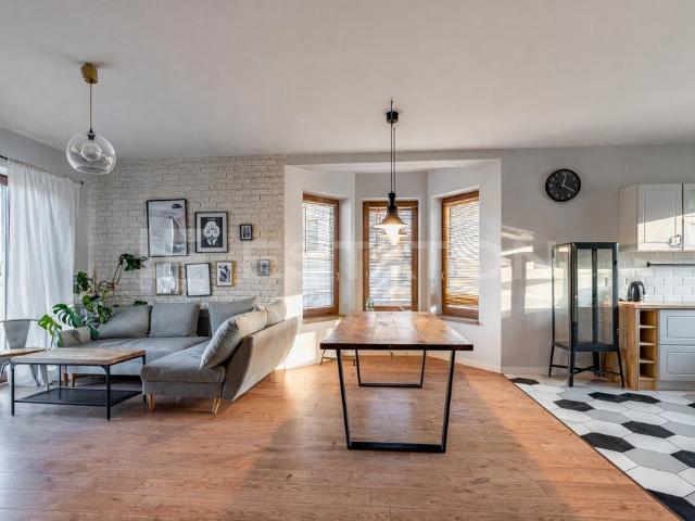 Komfortowy dom 155 m² z garażem, las i ogrzewanie pellet polecam!