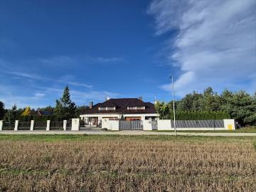 Komfortowy dom 184 m² w Klinach, blisko Puszczy Zielonka