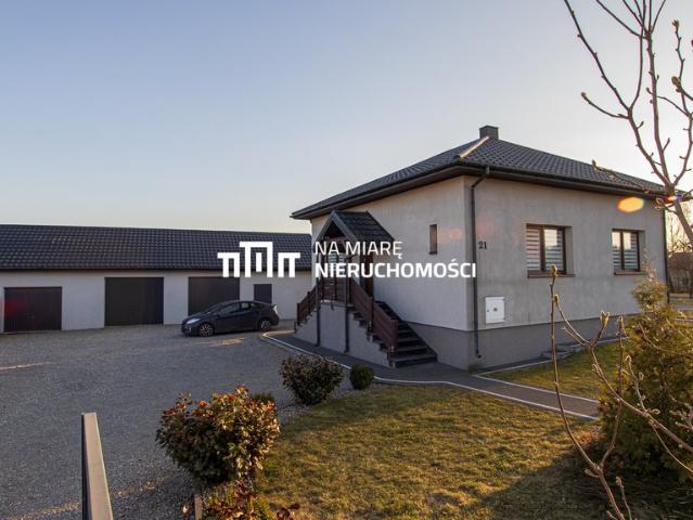 Nowoczesny dom 94 m² z garażem i altaną Andruszkowice