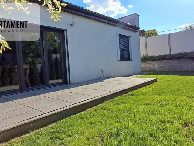 Komfortowy dom szeregowy 107 m², ogród, kominek, nowoczesne rozwiązania