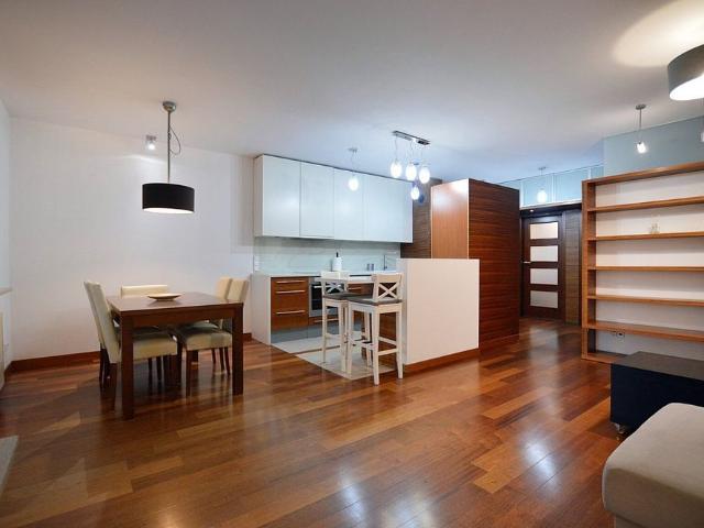 Komfortowy 3 pok. apartament, ogródek, Centrum ul. Cicha