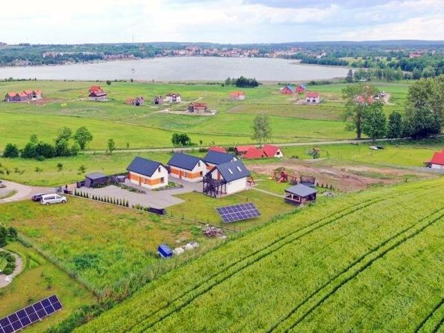 Komfortowe domy rekreacyjne z jacuzzi i sauną na Mazurach