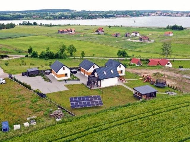 Komfortowe domy rekreacyjne z jacuzzi i sauną na Mazurach