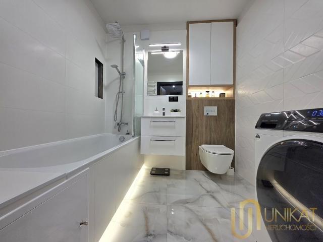 Komfortowe 2 pokoje po remoncie 48,9 m² z dużym balkonem
