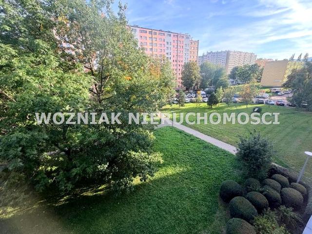 Komfortowe 2 pokojowe mieszkanie z dużym balkonem Wałbrzych, Podzamcze
