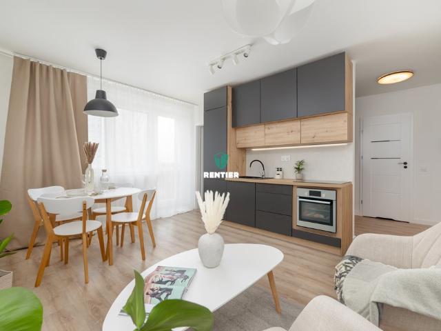Komfortowe 2 pokojowe po remoncie, balkon, blisko komunikacji