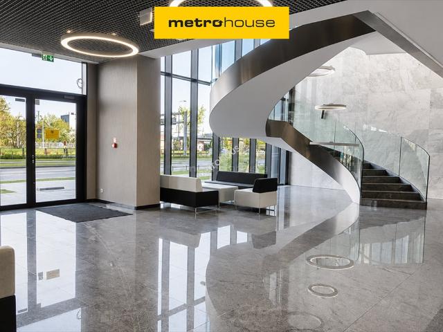 Komfortowe 35 m² z balkonem, klimatyzacja, blisko centrum polecam