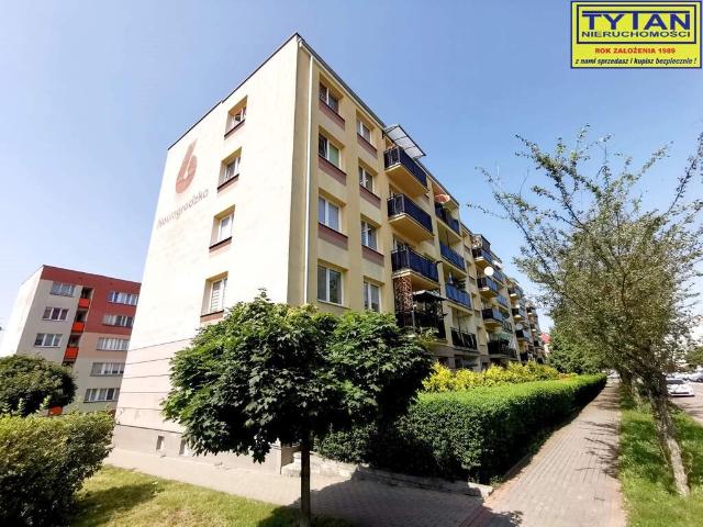 Zapraszam do obejrzenia komfortowego 3 pokojowego mieszkania z balkonem w Łomży