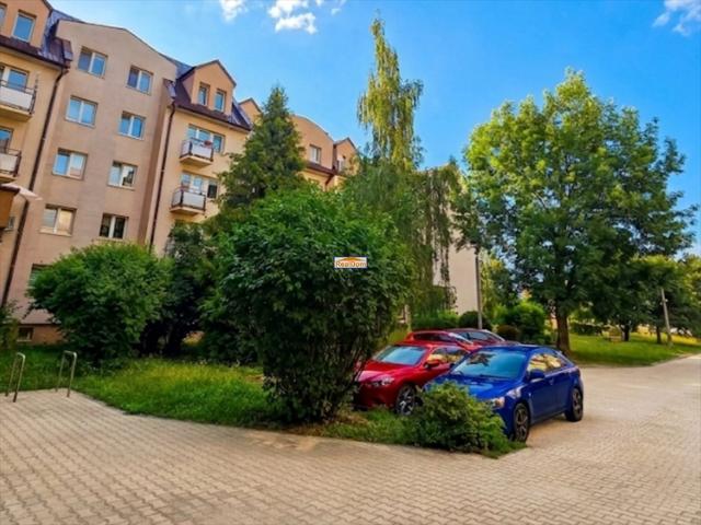 Komfortowe 3 pokojowe mieszkanie z balkonem i parkingiem