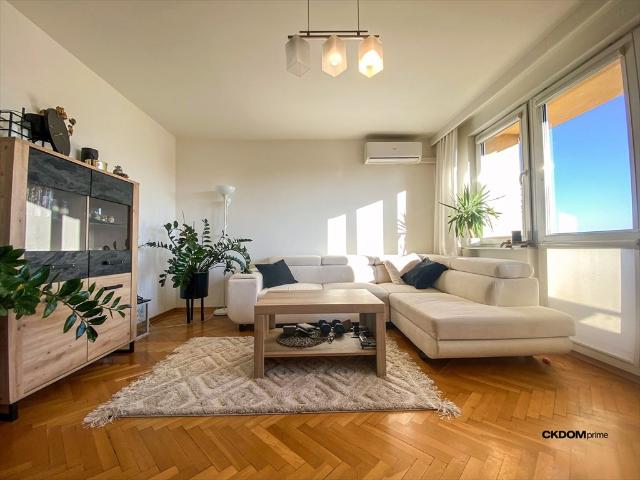 Na sprzedaż komfortowe 3 pokojowe mieszkanie 70 m² w Radomiu