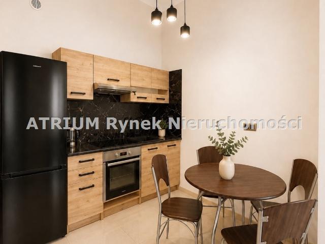 Komfortowe 45 m² w kamienicy przy Rynku zapraszam