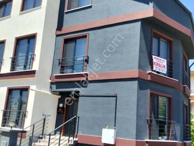 Komisyondan İndirimli  Faturalar Dahil Eşyalı Katta Kiralık 1+1 Daire