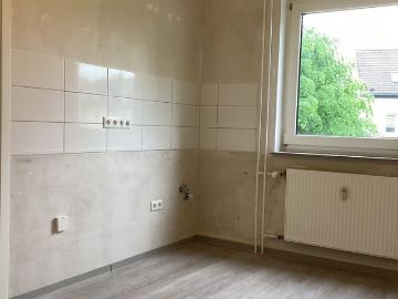 Komm nach Heiligenhaus: 2 schön aufgeteilte und renovierte Zimmer+ K, D, B und ein Sonnenbalkon