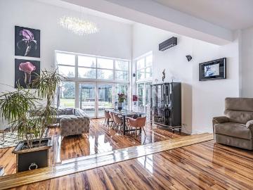 Luksusowa willa z basenem i glamour, 5 pokoi, 430 m²