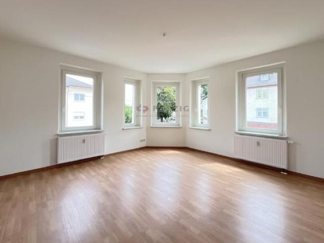 Kompakt, modern, begehrt – Ihr neues Zuhause in Rabenstein Einbauküche möglich